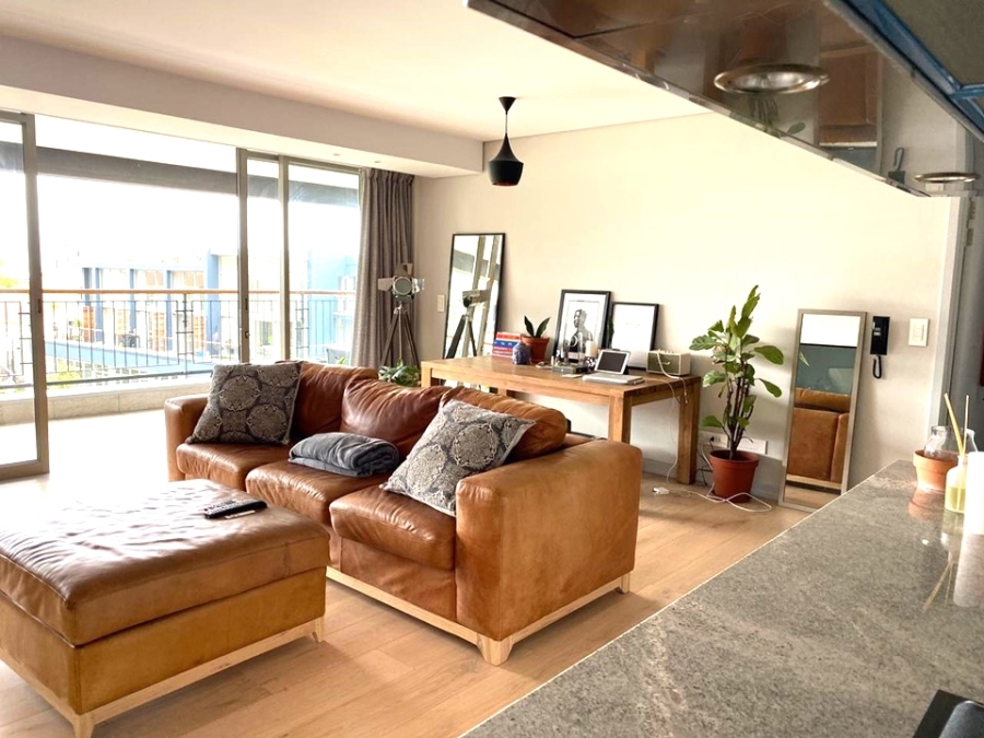 To Let 1 Bedroom Property for Rent in Sea Point Western Cape
